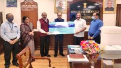 Photo of D. V. Sadananda Gowda receives dividend of Rs 9.55 crore for FY 2019-20 and interim dividend of Rs 6.93 crore for FY 2020-21 from PDIL