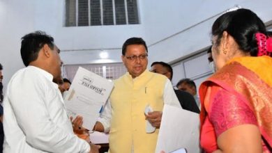 Photo of मुख्यमंत्री ने दोनों विधायकगणों को अपने कार्यालय कक्ष में वार्ता के लिये आमंत्रित किया