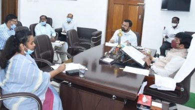 Photo of मंत्री नंदी ने की अल्पसंख्यक विभाग की समीक्षा बैठक