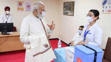 Photo of प्रधानमंत्री ने 100 करोड़ टीकाकरण की उपलब्धि हासिल करने पर डॉक्टरों और नर्सों का आभार व्यक्त किया