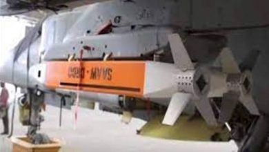 Photo of डीआरडीओ और भारतीय वायु सेना ने स्वदेश में विकसित स्मार्ट एंटी-एयरफील्ड हथियार का सफल उड़ान परीक्षण किया