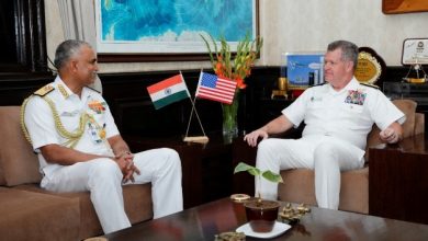 Photo of अमेरिकी नौसेना में पीएसीएफएलटी कमांडर एडमिरल सैमुअल जे पापारो का भारत दौरा