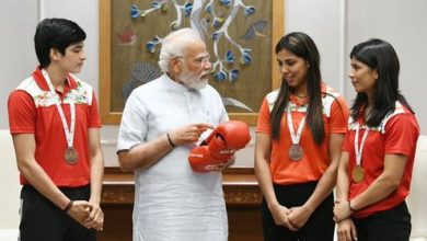 Photo of PM meets champion women boxers from World Boxing Championship