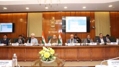 Photo of केंद्रीय गृह मंत्री अमित शाह ने नई दिल्ली में एक बैठक में जम्मू और कश्मीर में सुरक्षा स्थिति और विकास कार्यों की समीक्षा की