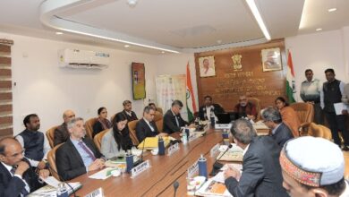 Photo of केंद्रीय मंत्री गिरिराज सिंह ने ‘कैक्टस रोपण और इसके आर्थिक उपयोग’ विषय पर बैठक की