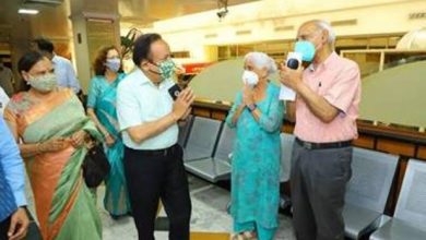 Photo of Dr. Harsh Vardhan and Smt. Nutan Goel receives their second dose of COVID-19 Vaccine