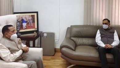 Photo of नवनियुक्त सीआईसी, श्री वाई.के. सिन्हा ने केन्द्रीय मंत्री डॉ. जितेन्द्र सिंह से मुलाकात की