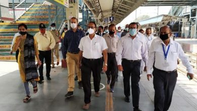 Photo of महाकुंभ के दृष्टिगत यात्री सुविधाओं और कोविड जांच की व्यवस्थाओं का निरीक्षण करते हुएः रविनाथ रमन