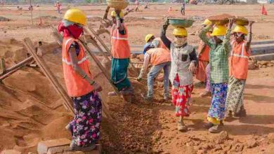 Photo of प्रदेश सरकार के उ0प्र0 भवन एवं अन्य सन्निर्माण कर्मकार कल्याण बोर्ड द्वारा 73.62 लाख निर्माण श्रमिकों का पंजीकरण, श्रमिकों को मिल रहा है रोजगार