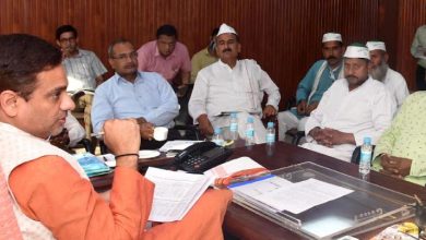 Photo of भारतीय किसान यूनियन के प्रतिनिधि मण्डल के साथ बैठक करते हुएः मंत्री सौरभ बहुगुणा