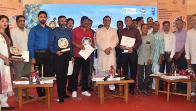 Photo of सीएम पुष्कर सिंह धामी ने 27 व्यक्तियों व संस्थाओं को एसडीजी गोलकीपर अवार्ड से सम्मानित किया