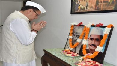 Photo of मुख्यमंत्री ने राष्ट्रपिता महात्मा गांधी जी की जयंती के अवसर पर उनकी मूर्ति पर माल्यार्पण कर श्रद्धांजलि दी