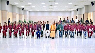 Photo of मुख्यमंत्री से उत्तराखण्ड राज्य से आए मेधावी विद्यार्थियों के दल ने भेंट की