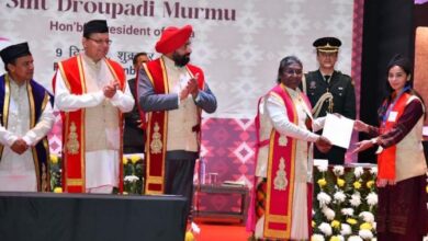 Photo of तृतीय दीक्षांत समारोह में 36 मेधावी छात्र-छात्राओं को सम्मानित करते हुएः राष्ट्रपति श्रीमती द्रोपदी मुर्मु
