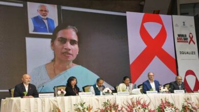 Photo of केंद्रीय राज्य मंत्री डॉ. भारती प्रवीण पवार ने विश्व एड्स दिवस का उद्घाटन “समानता” थीम के साथ किया