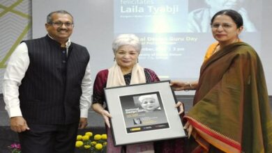 Photo of लैला तैयबजी को विश्व डिज़ाइन विश्वविद्यालय द्वारा राष्ट्रीय डिज़ाइन गुरु की उपाधि से सम्मानित किया गया
