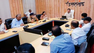 Photo of उच्च स्तरीय बैठक में अधिकारियों को निर्देश दिये कि कानून-व्यवस्था का सख्ती से पालन करवाया जाए: मुख्यमंत्री