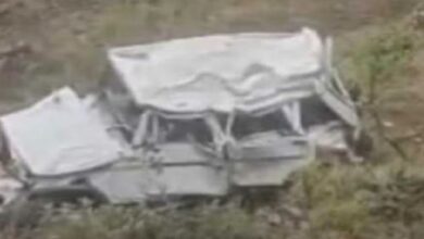 Photo of उत्तराखंड में बड़ा हादसा: बोलेरो गाड़ी खाई में गिरी, चार लोगों की मौत
