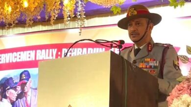 Photo of भूतपूर्व सैनिकों और वीर नारियों की समस्यायें दूर करने के लिए होगा टीम का गठन – डीजी असम राइफल्स