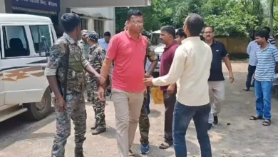 Photo of डाक्टर्स डे के दिन चिकित्सा पदाधिकारी डा. सतीश कुमार रिश्वत लेते गिरफ्तार