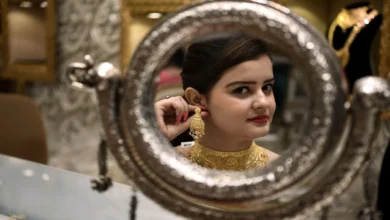 Photo of सावन की पहली सुबह एक झटके में 2366 रुपए उछली चांदी, सोने का भाव बी 1 लाख पार