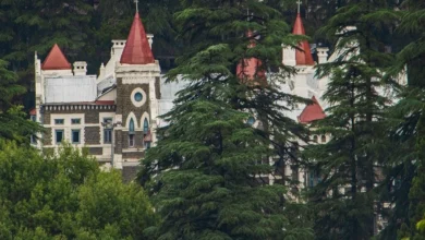 Photo of उत्तराखंड: हत्या मामले में दो पुलिस अधिकारियों ने पेश की विरोधाभासी रिपोर्ट, अदालत ने जताई नाराजगी